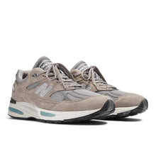 Charger l'image dans la galerie, NEW BALANCE U991GL2 FABRIQUÉ AU ROYAUME-UNI - DOVE | ALLOY | SILVER | SMOKED PEARL