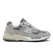 Charger l'image dans la galerie, NEW BALANCE U992GY - GRIS | GRIS FABRIQUÉ AUX ÉTATS-UNIS