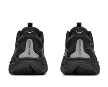Load image into Gallery viewer, HOKA ONE ONE CLIFTON 11 GTX WOMEN  - BLACK | BLACK
