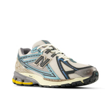 Load image into Gallery viewer, NEW BALANCE M1906RRC - NEW SPRUCE | MOONBEAM | DRIFTWOOD
