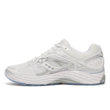 Load image into Gallery viewer, SAUCONY PROGRID OMNI 9 - WHITE | SILVER
