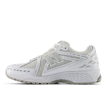 Load image into Gallery viewer, NEW BALANCE U1906RCA - WHITE | TEAM ROYAL | SILVER METALLIC
