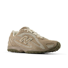 Load image into Gallery viewer, NEW BALANCE U204LMMA - MUSHROOM| ARID STONE
