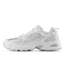 Load image into Gallery viewer, NEW BALANCE U530HFW - WHITE | SILVER METALIC
