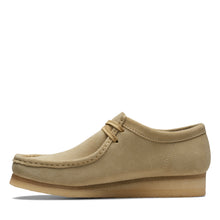 Load image into Gallery viewer, CLARKS ORIGINALS WALLABEE - MAPLE SUEDE
