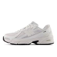 Load image into Gallery viewer, NEW BALANCE U740WW2 - WHITE
