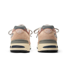 Load image into Gallery viewer, NEW BALANCE U991RB2 MADE IN UK - MAHOGANY ROSE
