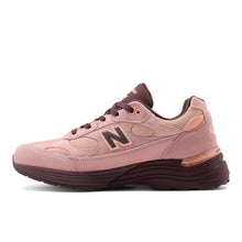 Load image into Gallery viewer, NEW BALANCE U992PK MADE IN THE USA - PINK CHALK | PINK LEMONADE | CHERRY LEATHER
